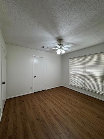 Building Photo - 3205 Pin Oak Dr