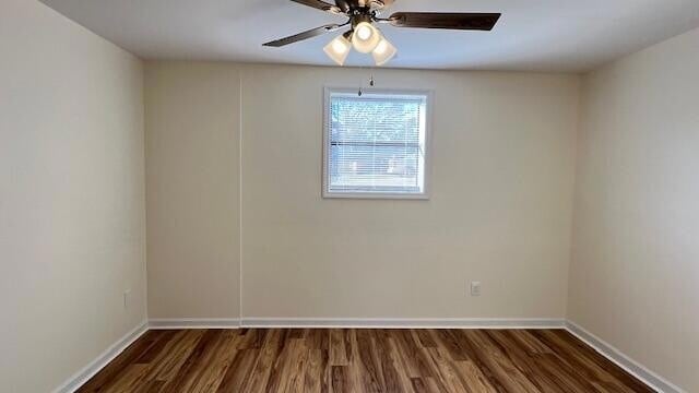 Building Photo - 115 N Valley Dr NW