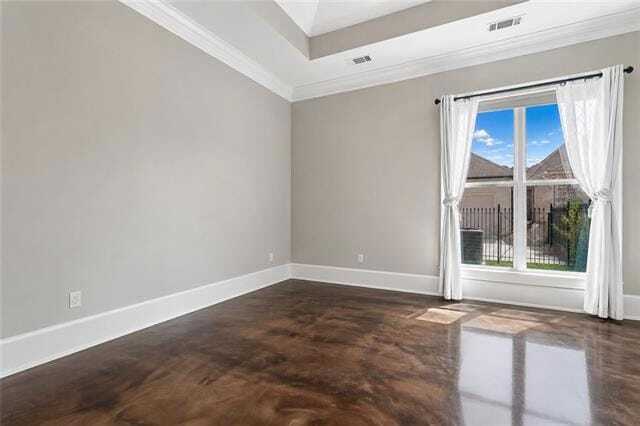 Building Photo - 725 S Corniche Du Lac