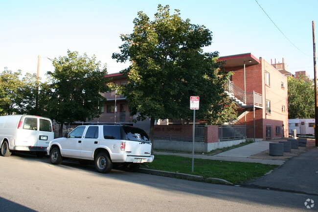Building Photo - Marion Street Apartments