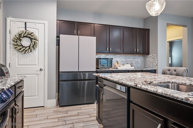 Building Photo - 276 Kindly Way