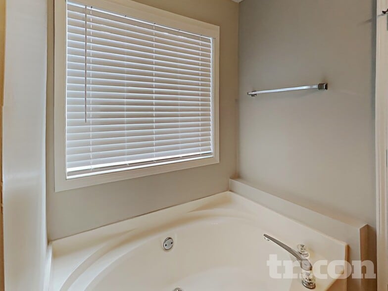 Building Photo - 51 Chesapeake Way