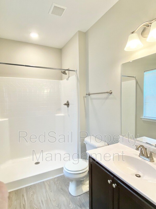 Building Photo - 123 Mizzen Quarter Loop