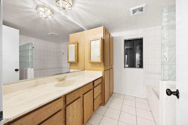 Building Photo - 534 Alta Vista Ave