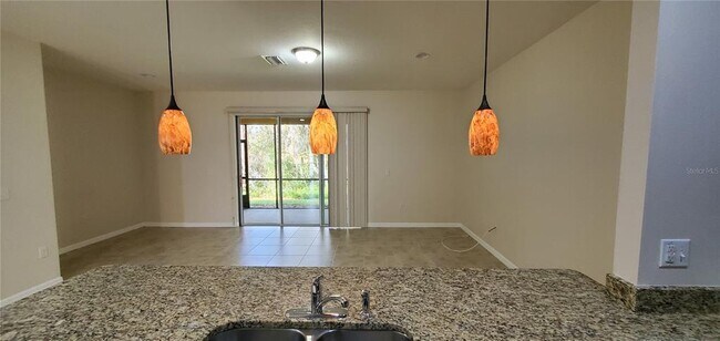 Building Photo - 13827 River Fish Ct