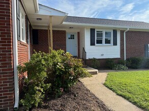 Building Photo - Norfolk Highlands