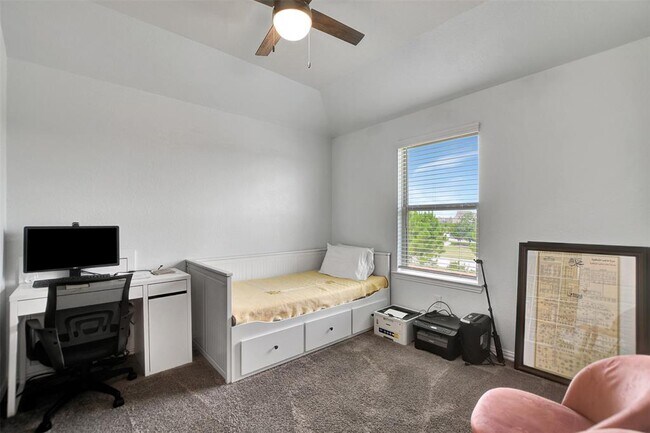 Building Photo - 6251 Briarstone Valley Ln