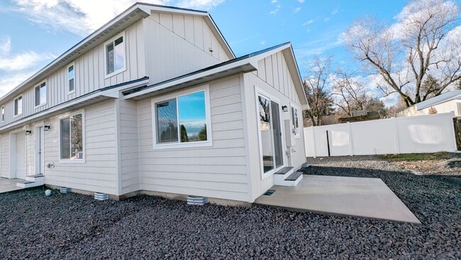 Building Photo - 4307 N Torrez Ln