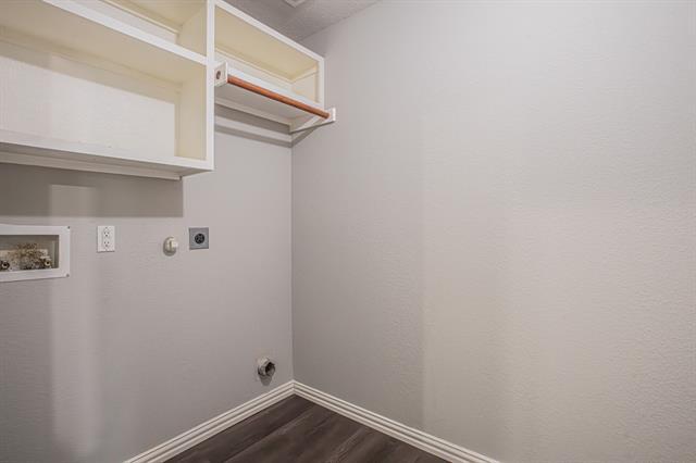 Building Photo - 9858 Bradford Grove Dr