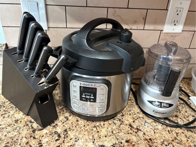 Building Photo - 525 E Seaside Way