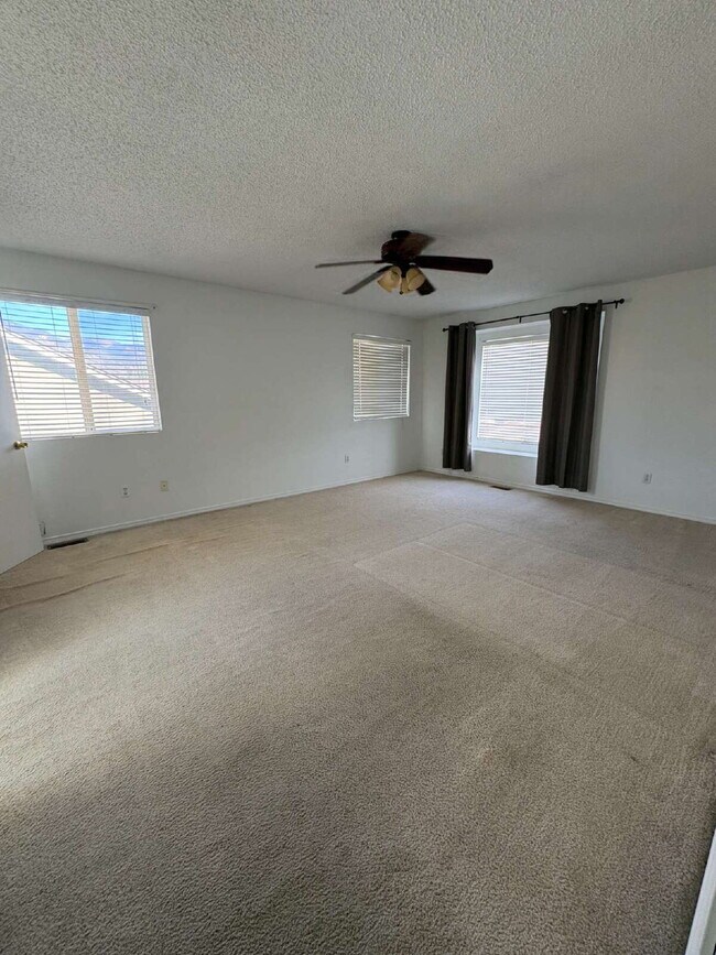 Building Photo - 4 bedroom - Canoe Creek