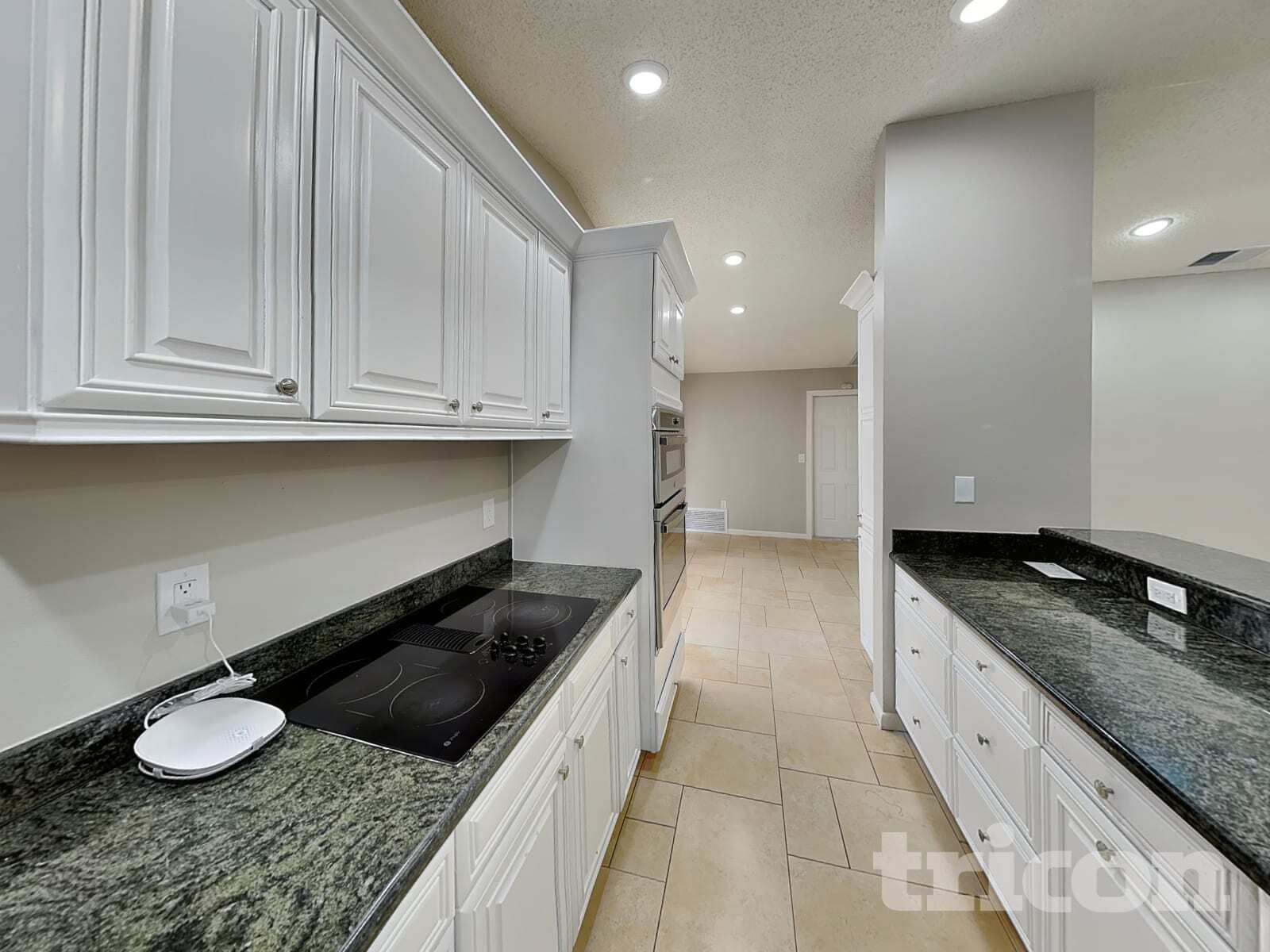 Building Photo - 4387 Pasadena Cir