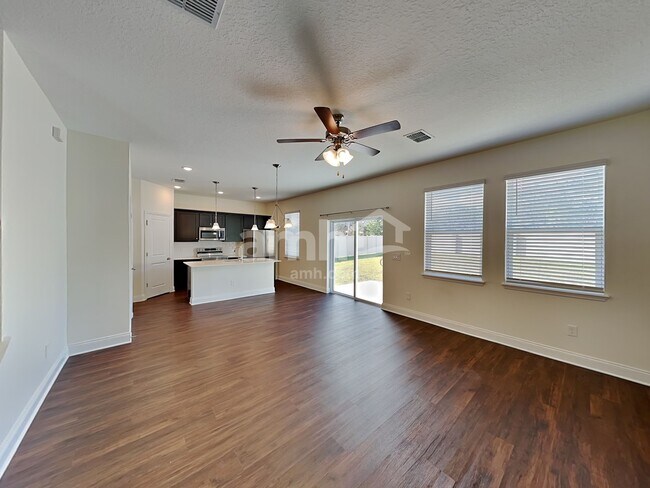 Building Photo - 6162 Little Blf Cir