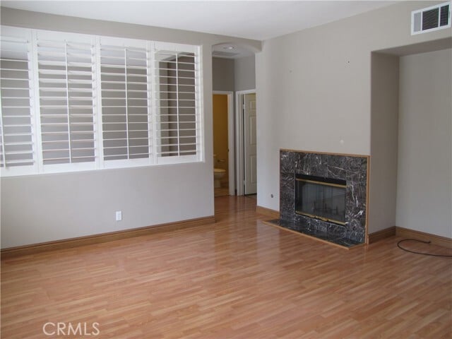 Building Photo - 5661 Knollside Way