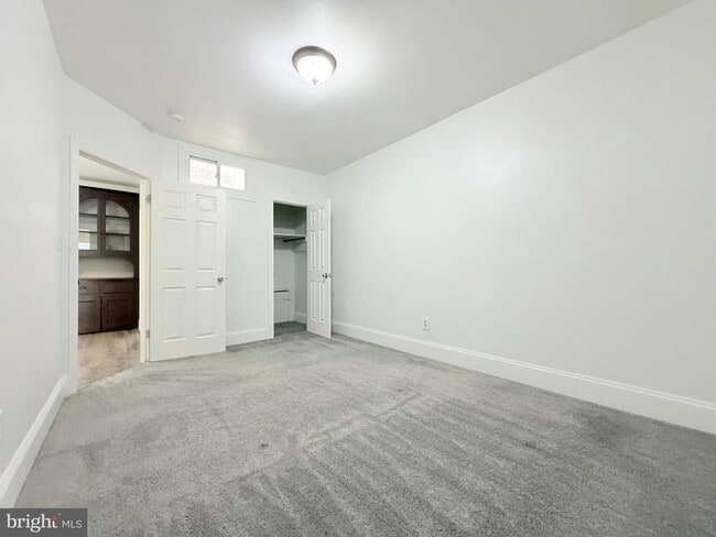 Building Photo - 1709 Trinidad Ave NE