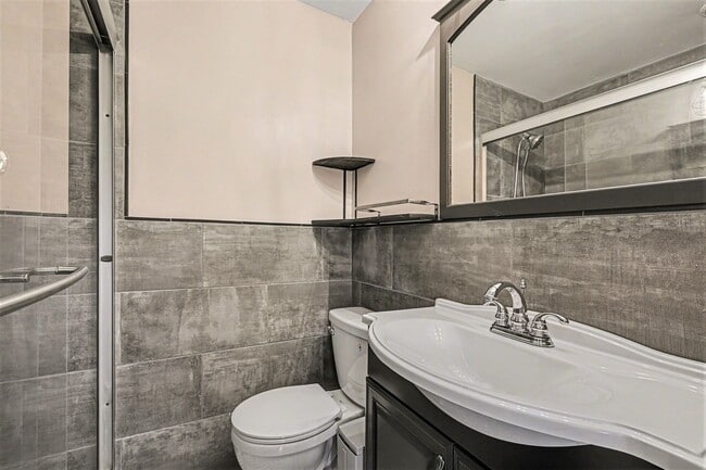 Building Photo - 2613 Rhapsody Dr