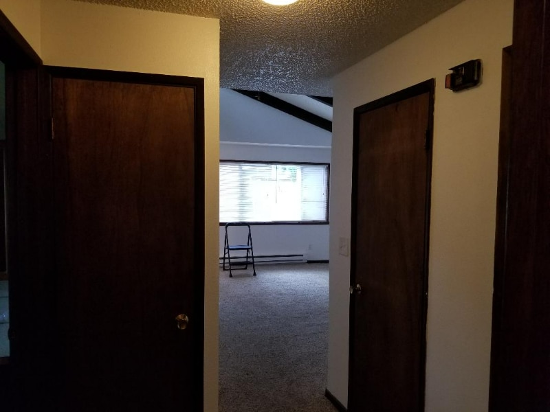 Building Photo - 2204 SE Tacoma St