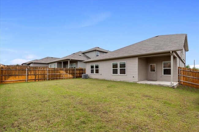 Building Photo - 5728 Brocade Dr