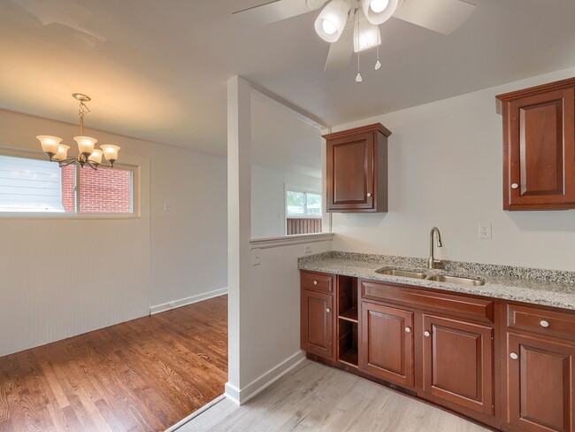 Building Photo - 3 Bedroom Single Family Home in Camp Hill