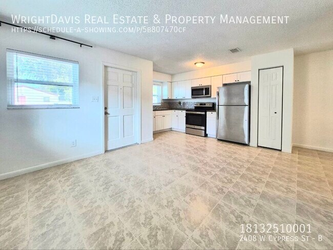 Building Photo - 2408 W Cypress St