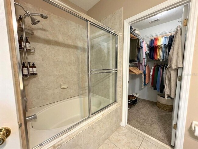 Building Photo - 14478 Bridgewater Crossings Blvd