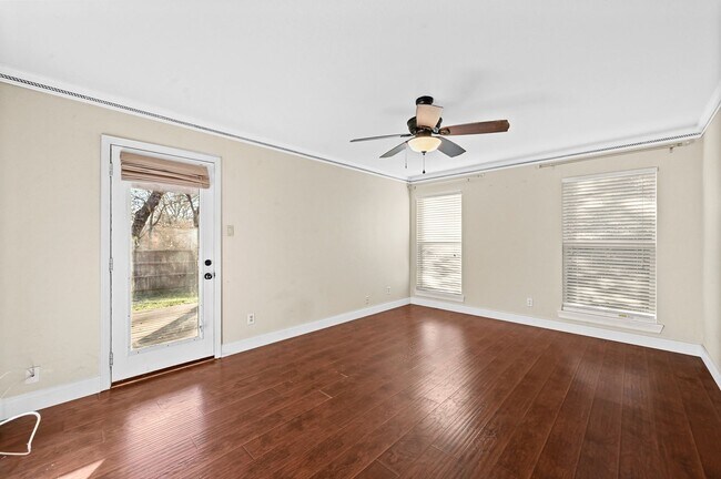 Building Photo - 3 Bedroom, 2.5 Bath Home in Flower Mound