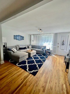 Building Photo - 1947 N Cleveland Ave