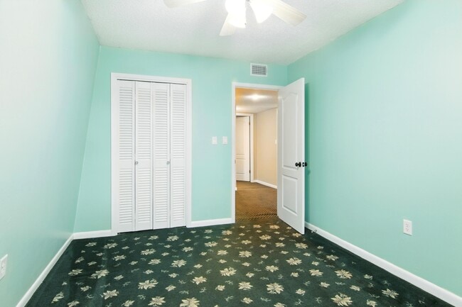 Building Photo - 24 Cinderella Ln NW