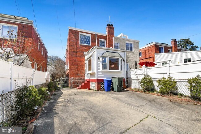 Building Photo - 7519 8th St NW