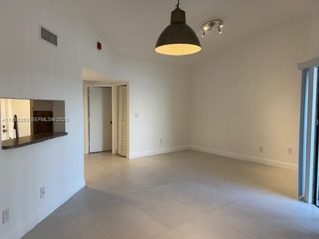 Building Photo - 1280 S Franklin Ave