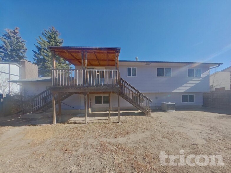 Building Photo - 2226 Wold Ave