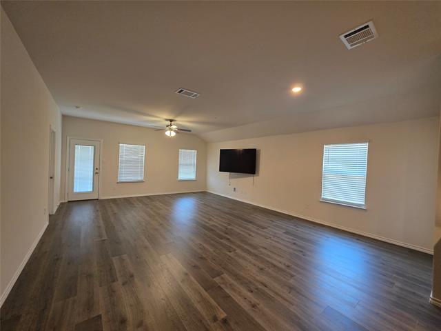 Building Photo - 207 Weatherboard Dr