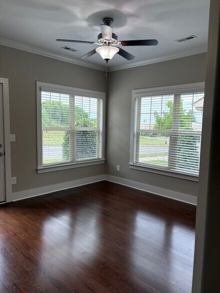 Building Photo - 108 Bellingdon Dr