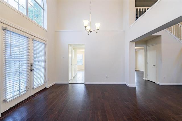Building Photo - 1408 Belaire Dr