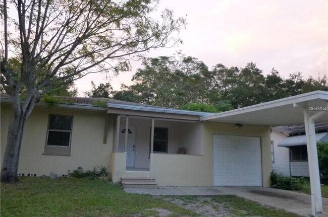Primary Photo - 626 Belleview Blvd