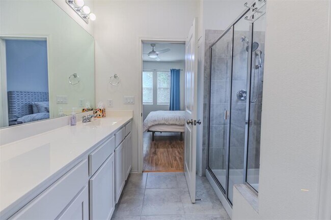 Building Photo - 1123 Winifred Dr