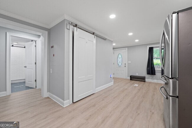 Building Photo - 349 Arrowhead Trail