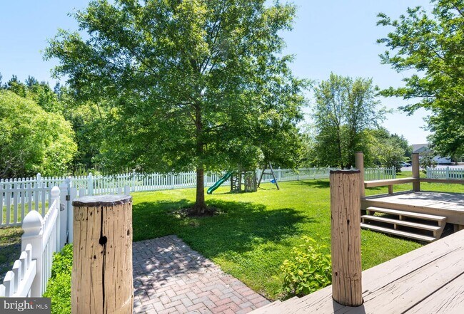 Building Photo - 6670 Cedar Cove Rd