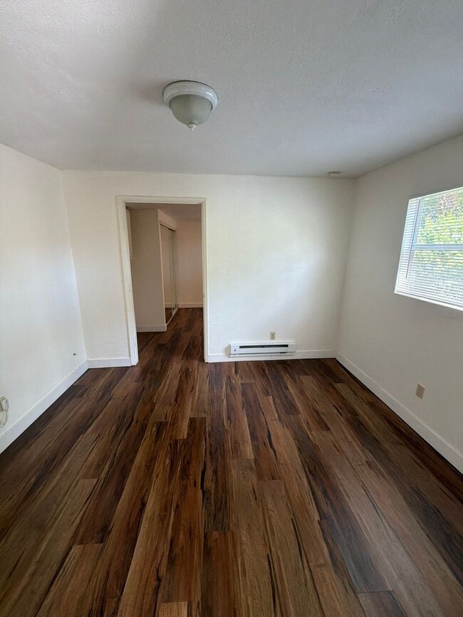 Building Photo - Charming 2 Bedroom, 2 Bathroom Home with ADU in Desirable Land Park Area
