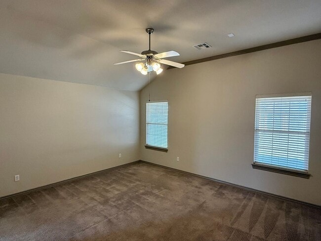 Building Photo - Gorgeous Four Bedroom Home in Scissortail Landing of Edmond