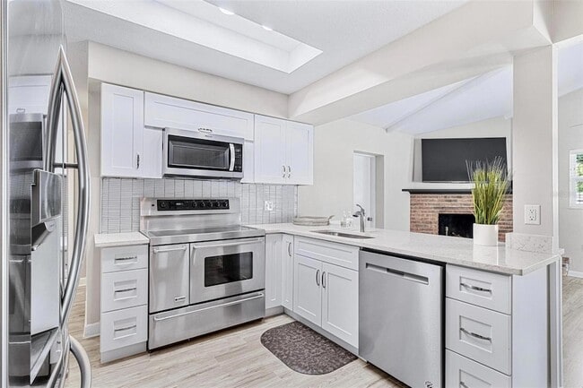 Building Photo - 5127 Caesar Way S