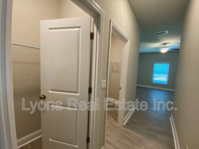 Building Photo - 17457 Billiar Ave