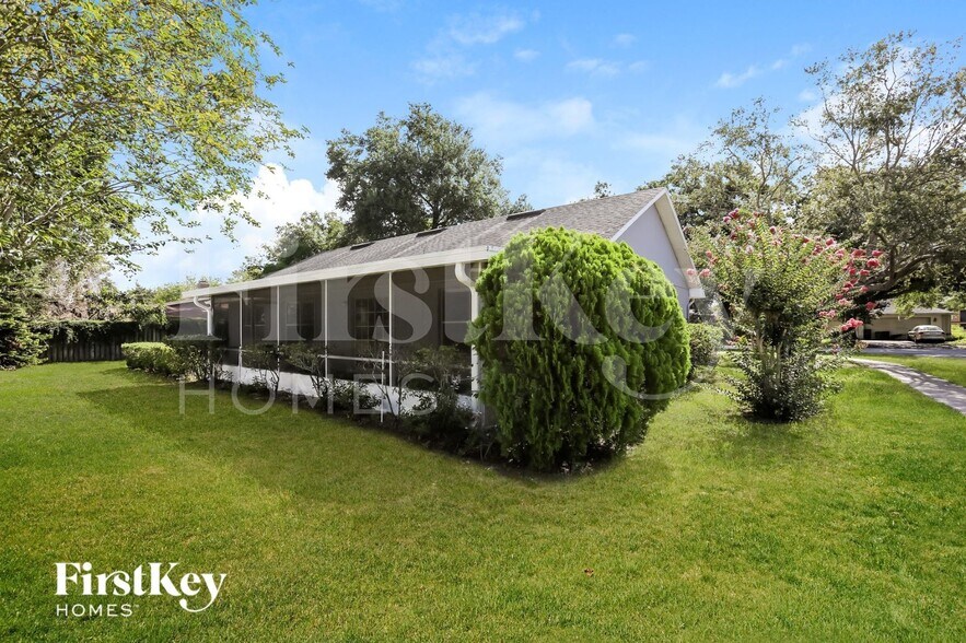 Building Photo - 104 Hazel Blvd