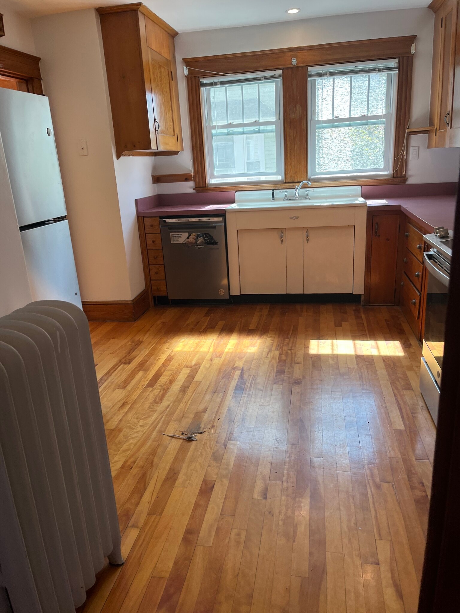 Kitchen - 28 Caleb St