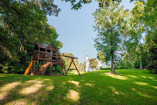 Building Photo - 4241 Nopone Rd