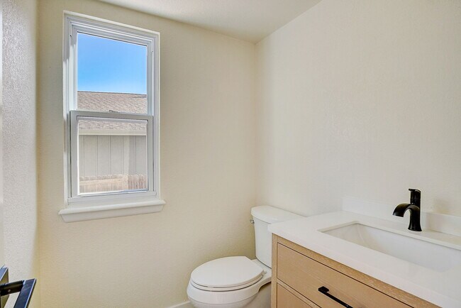 3rd bathroom - 8194 S Trenton Way