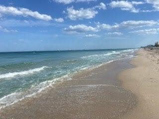 Building Photo - 3031 N Ocean Blvd