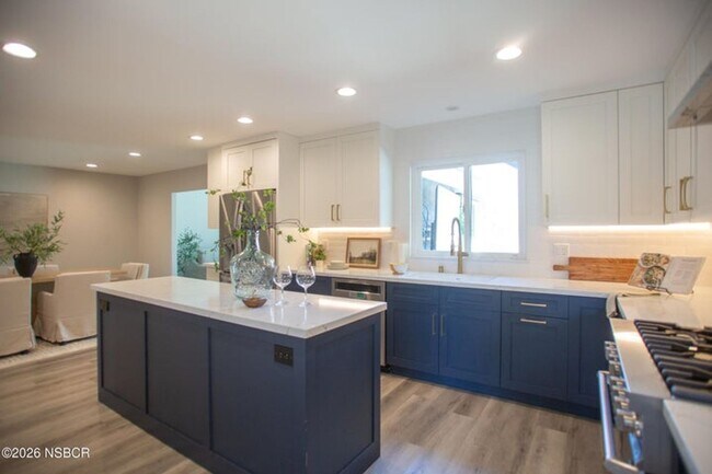 Building Photo - Beautiful Wine Country Home