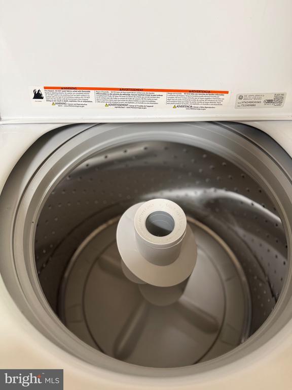 Building Photo - 5303 Westminster Ave