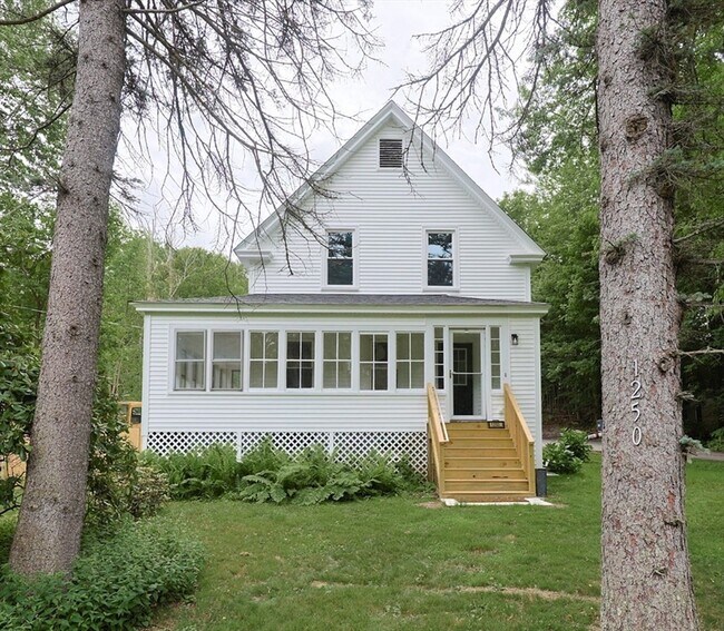 Primary Photo - 1250 Pleasant St